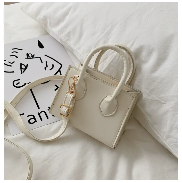 Selene Tote